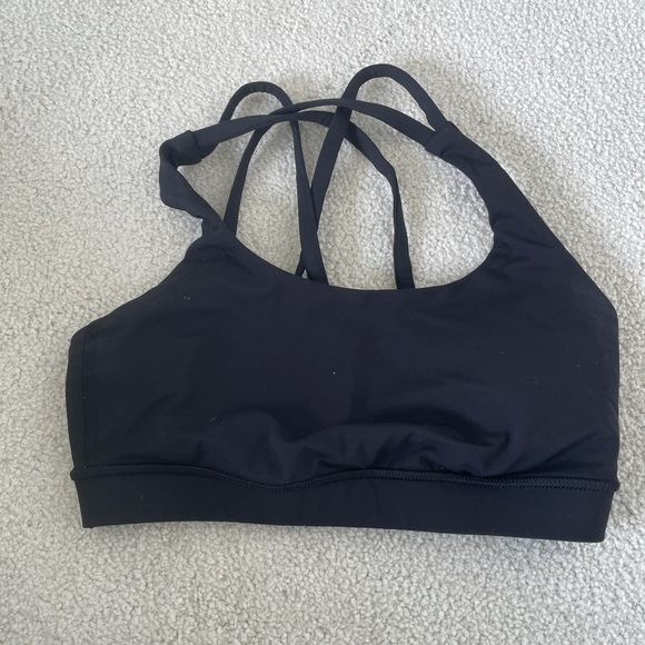 LULULEMON sports bra. Never worn great quality - Picture 3 of 3